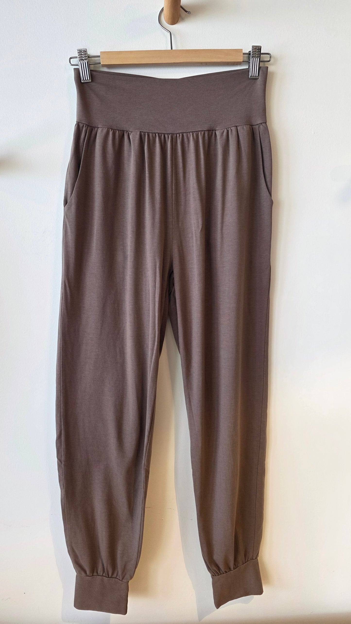 Studio Pants: AME (Pockets)
