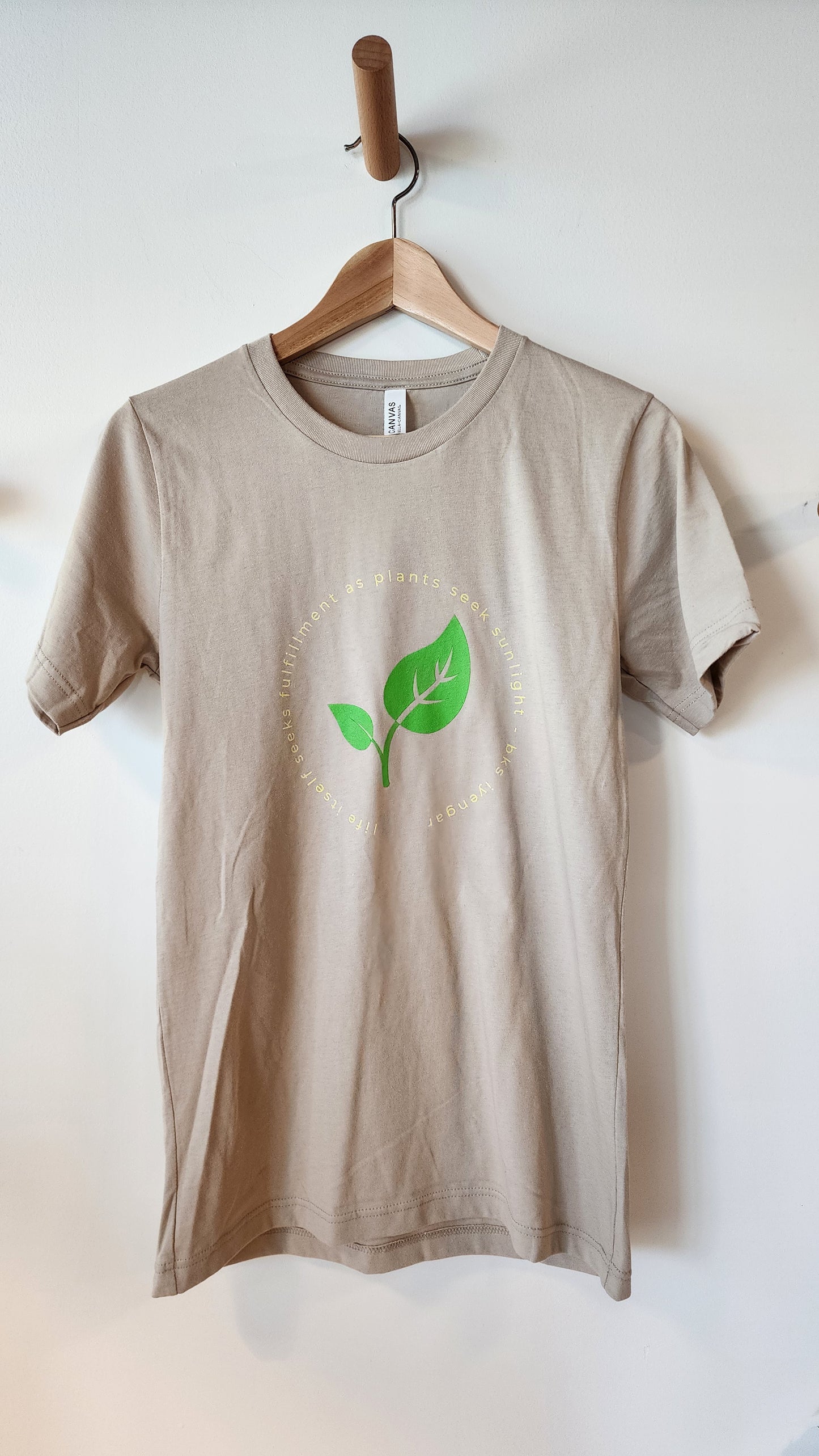 NEW T-Shirt: Leaf Design